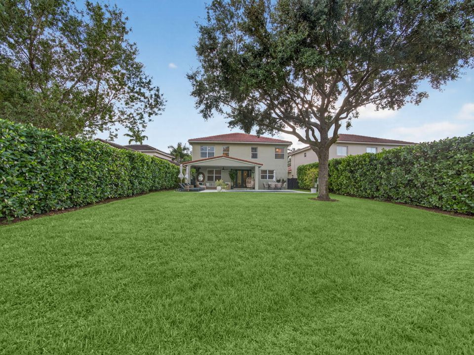 На продажу: $825,000 (4 спален, 2 ванн, 3006 Квадратных фут)