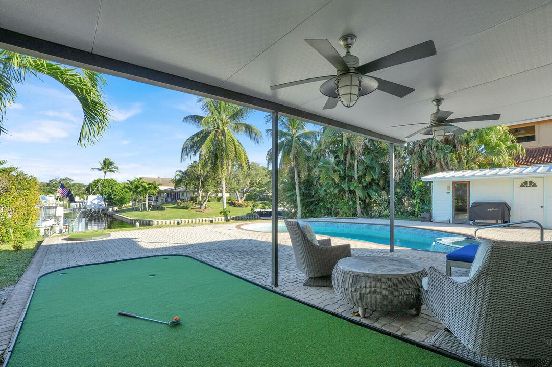 待售: $2,600,000 (5 贝兹, 4 浴室, 2774 平方英尺)