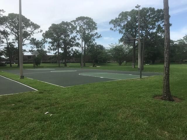 For Rent: $2,500 (2 beds, 2 baths, 1596 Square Feet)