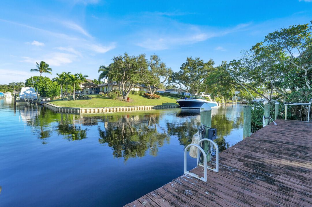 待售: $2,600,000 (5 贝兹, 4 浴室, 2774 平方英尺)