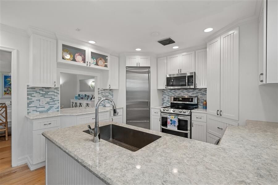 На продажу: $2,595,000 (3 спален, 3 ванн, 2985 Квадратных фут)