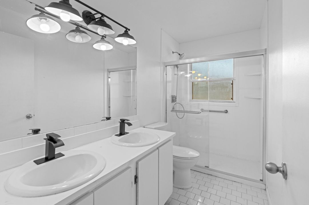 Active With Contract: $515,000 (4 beds, 2 baths, 1514 Square Feet)