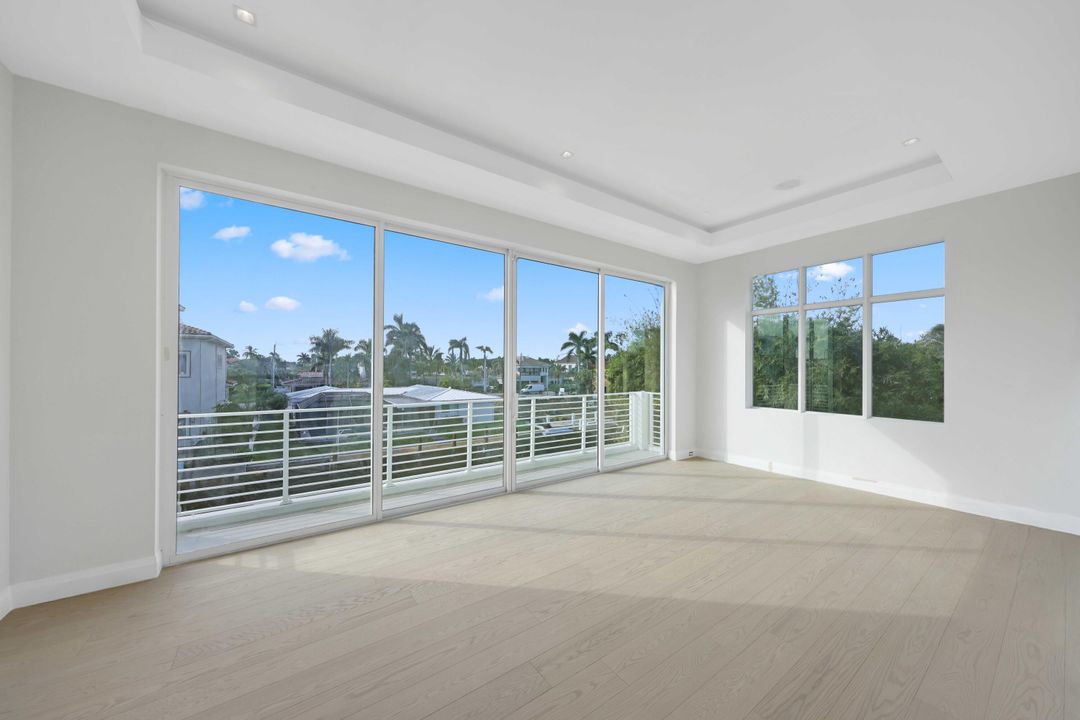 For Sale: $6,250,000 (5 beds, 5 baths, 5641 Square Feet)