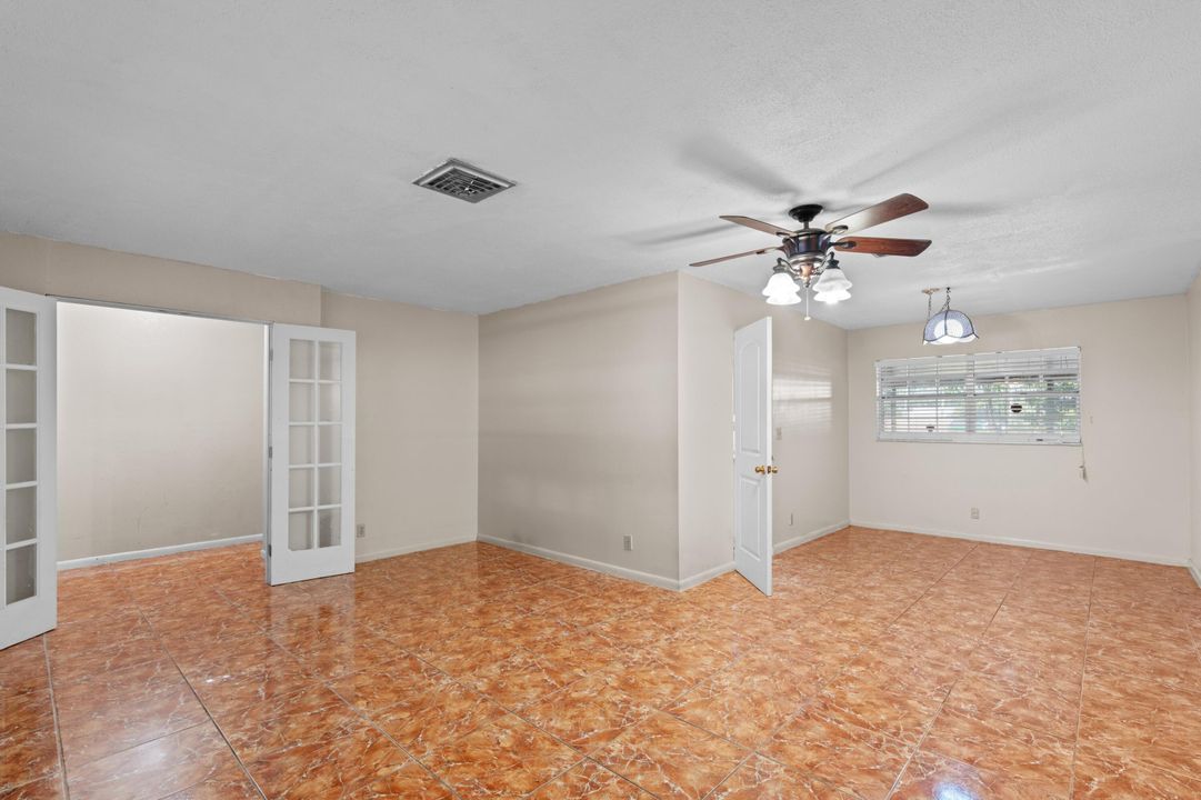 Active With Contract: $515,000 (4 beds, 2 baths, 1514 Square Feet)