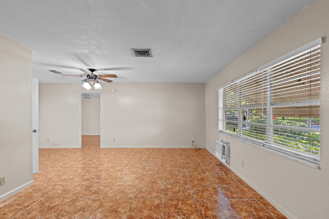 Active With Contract: $515,000 (4 beds, 2 baths, 1514 Square Feet)