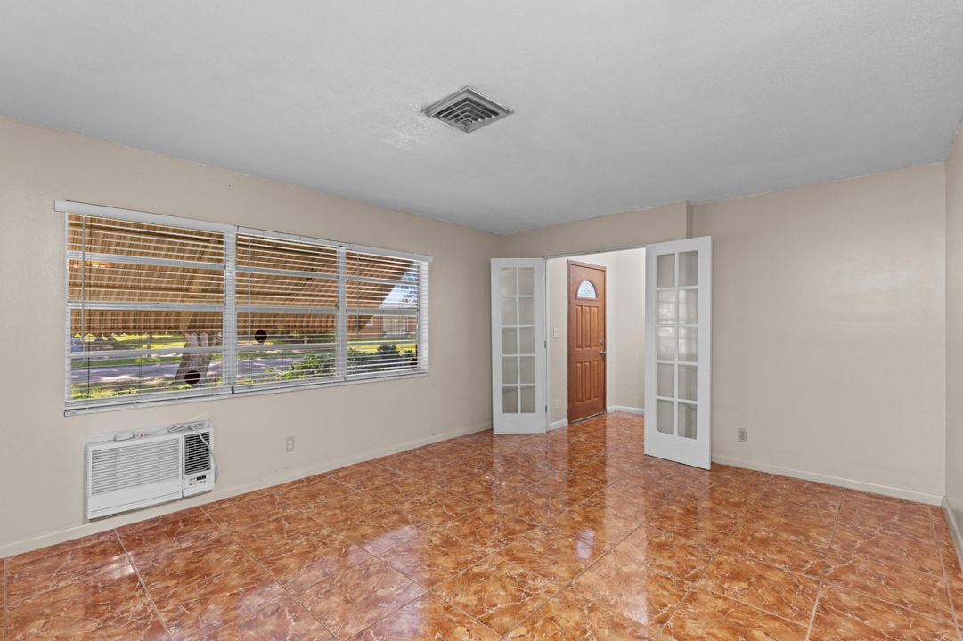 Active With Contract: $515,000 (4 beds, 2 baths, 1514 Square Feet)