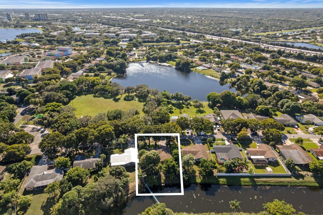 Active With Contract: $515,000 (4 beds, 2 baths, 1514 Square Feet)