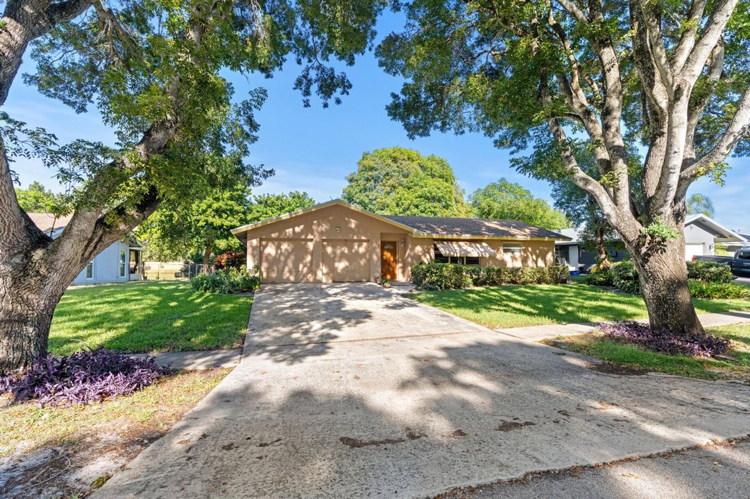 Active With Contract: $515,000 (4 beds, 2 baths, 1514 Square Feet)