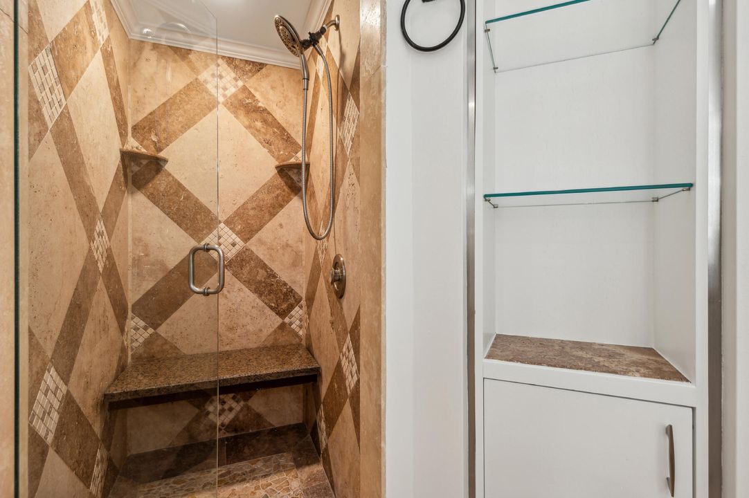 For Sale: $1,550,000 (3 beds, 2 baths, 1968 Square Feet)