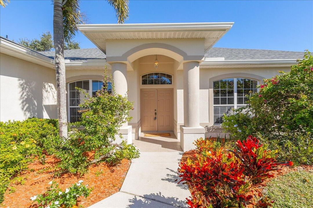 For Sale: $625,000 (4 beds, 2 baths, 2321 Square Feet)