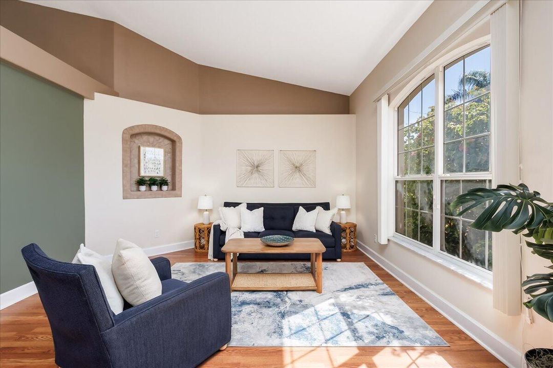 For Sale: $625,000 (4 beds, 2 baths, 2321 Square Feet)