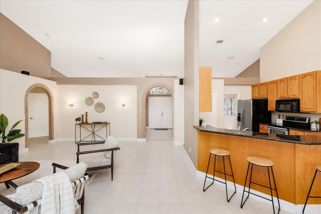 For Sale: $625,000 (4 beds, 2 baths, 2321 Square Feet)