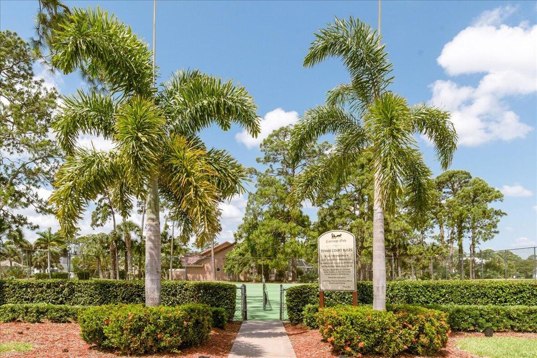 For Sale: $625,000 (4 beds, 2 baths, 2321 Square Feet)