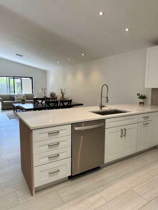 For Rent: $3,500 (3 beds, 2 baths, 1698 Square Feet)