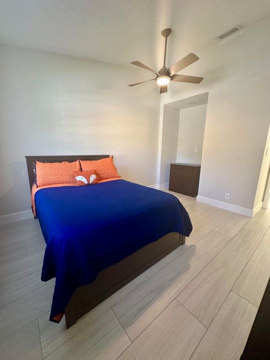 For Rent: $3,500 (3 beds, 2 baths, 1698 Square Feet)