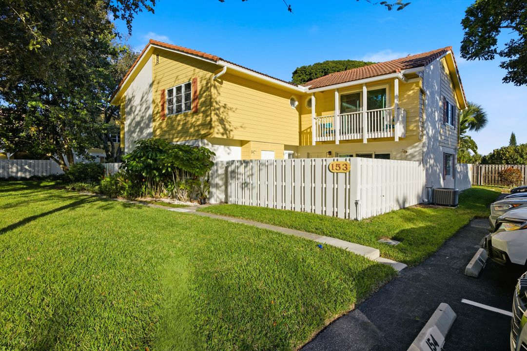 待售: $550,000 (2 贝兹, 2 浴室, 1250 平方英尺)