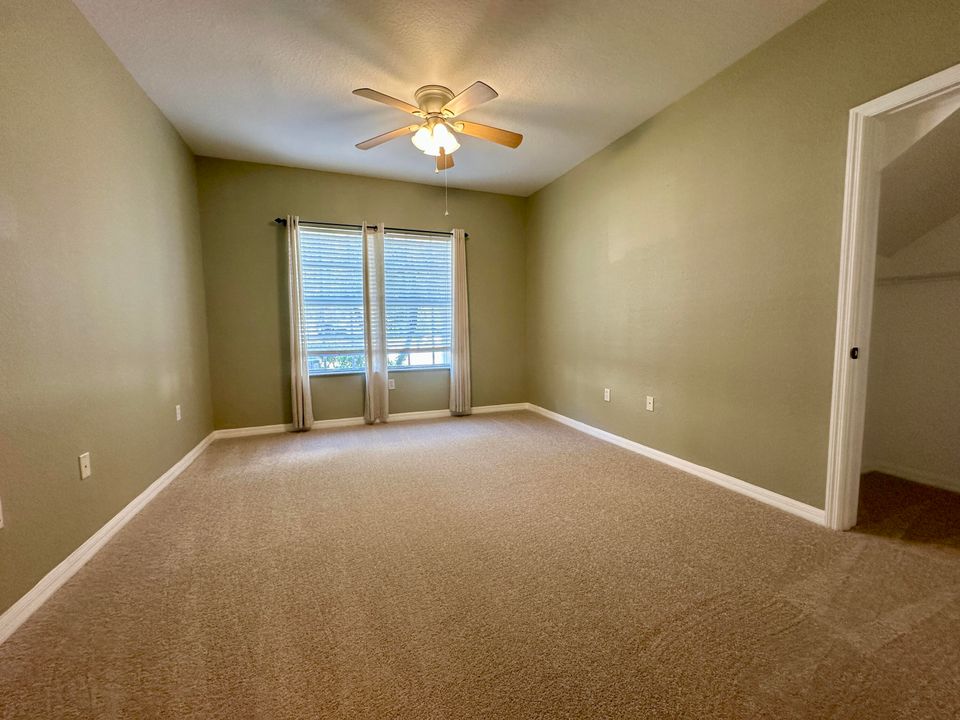 For Sale: $215,000 (2 beds, 2 baths, 1180 Square Feet)