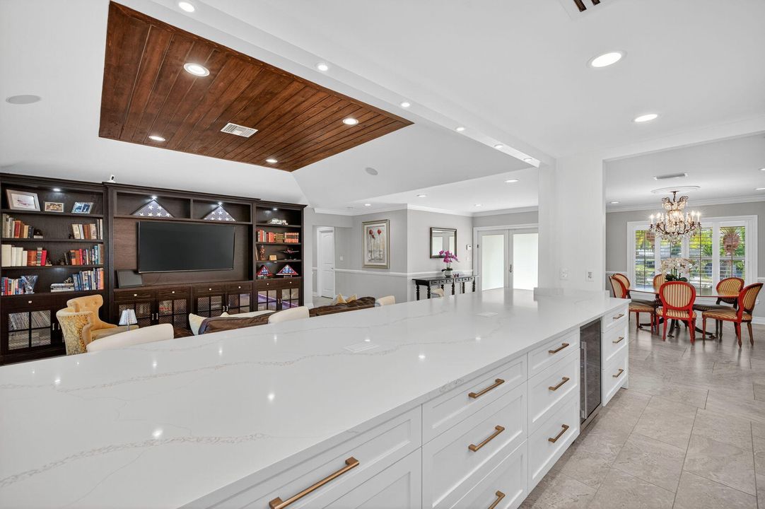 For Sale: $2,850,000 (3 beds, 2 baths, 2653 Square Feet)