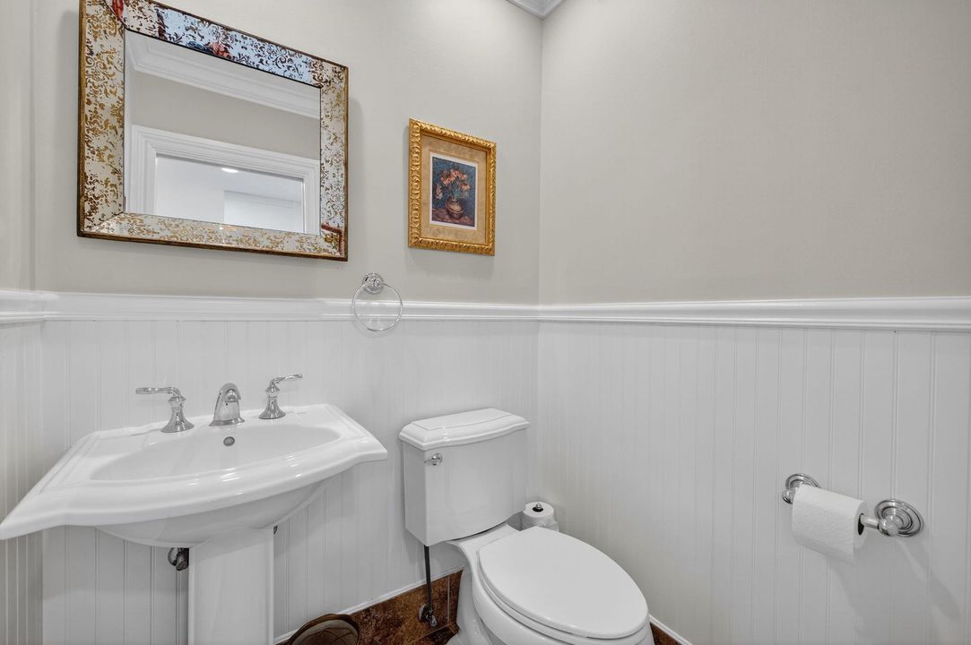 For Sale: $2,850,000 (3 beds, 2 baths, 2653 Square Feet)