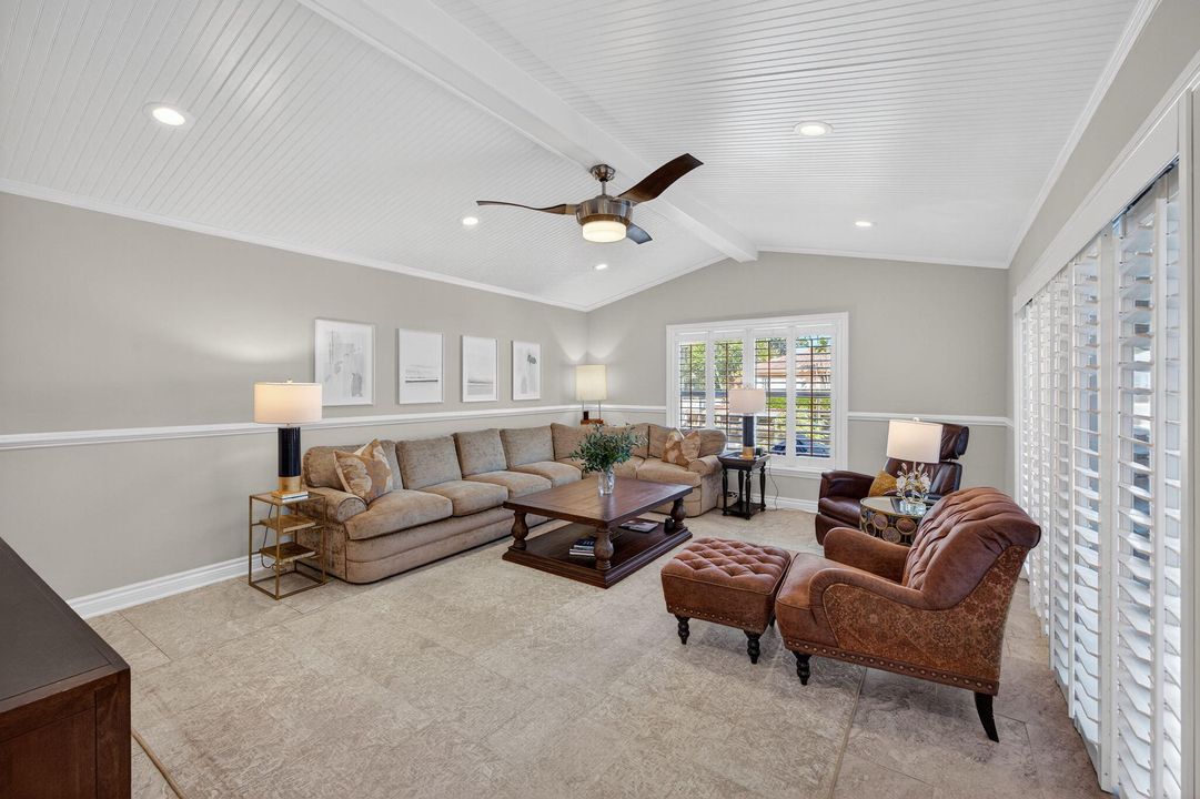 For Sale: $2,850,000 (3 beds, 2 baths, 2653 Square Feet)