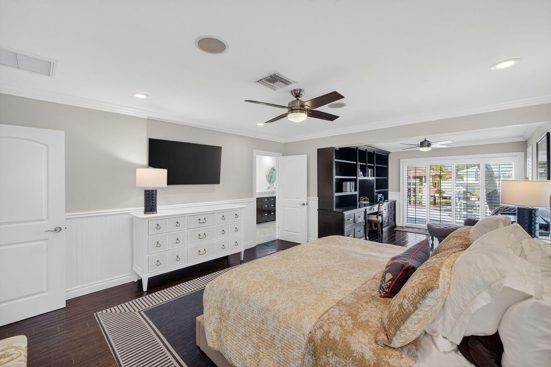 For Sale: $2,850,000 (3 beds, 2 baths, 2653 Square Feet)