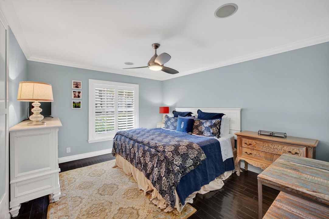 For Sale: $2,850,000 (3 beds, 2 baths, 2653 Square Feet)