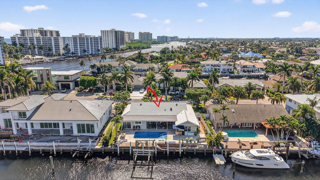 For Sale: $2,850,000 (3 beds, 2 baths, 2653 Square Feet)