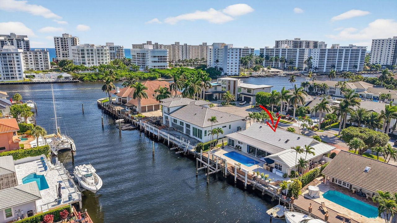 For Sale: $2,850,000 (3 beds, 2 baths, 2653 Square Feet)
