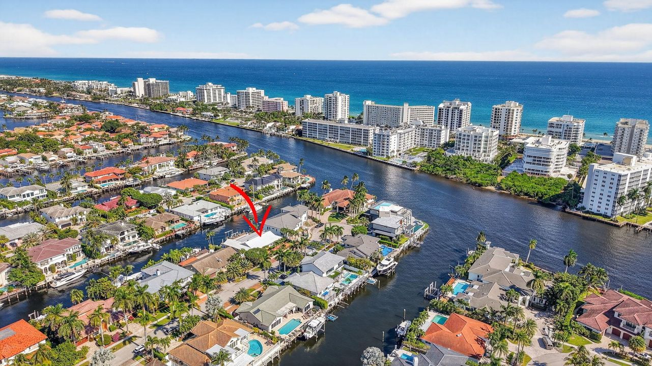 For Sale: $2,850,000 (3 beds, 2 baths, 2653 Square Feet)