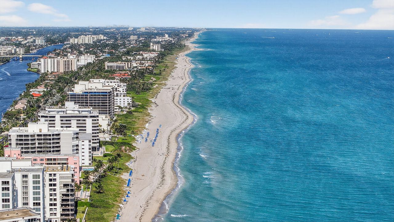 For Sale: $2,850,000 (3 beds, 2 baths, 2653 Square Feet)