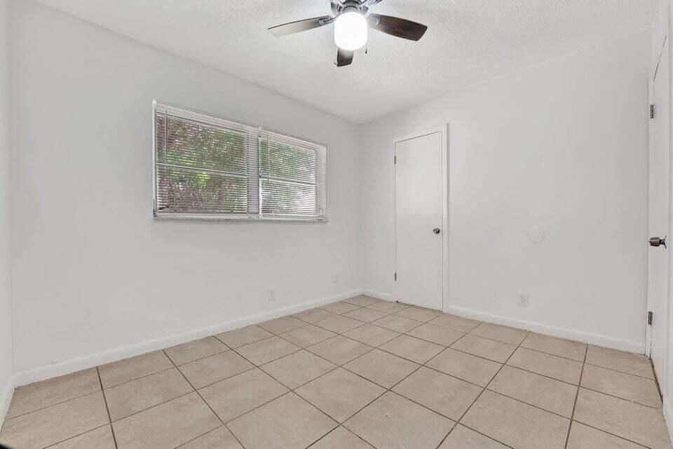 出租: $2,450 (3 贝兹, 2 浴室, 1248 平方英尺)