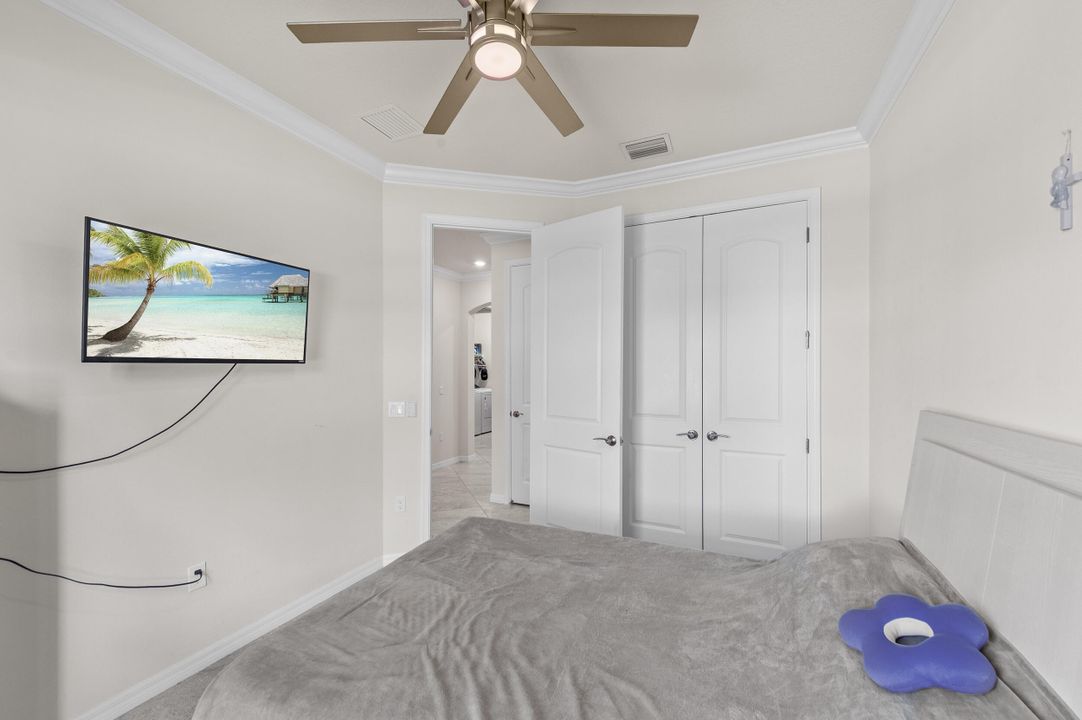 For Sale: $695,000 (4 beds, 2 baths, 1874 Square Feet)