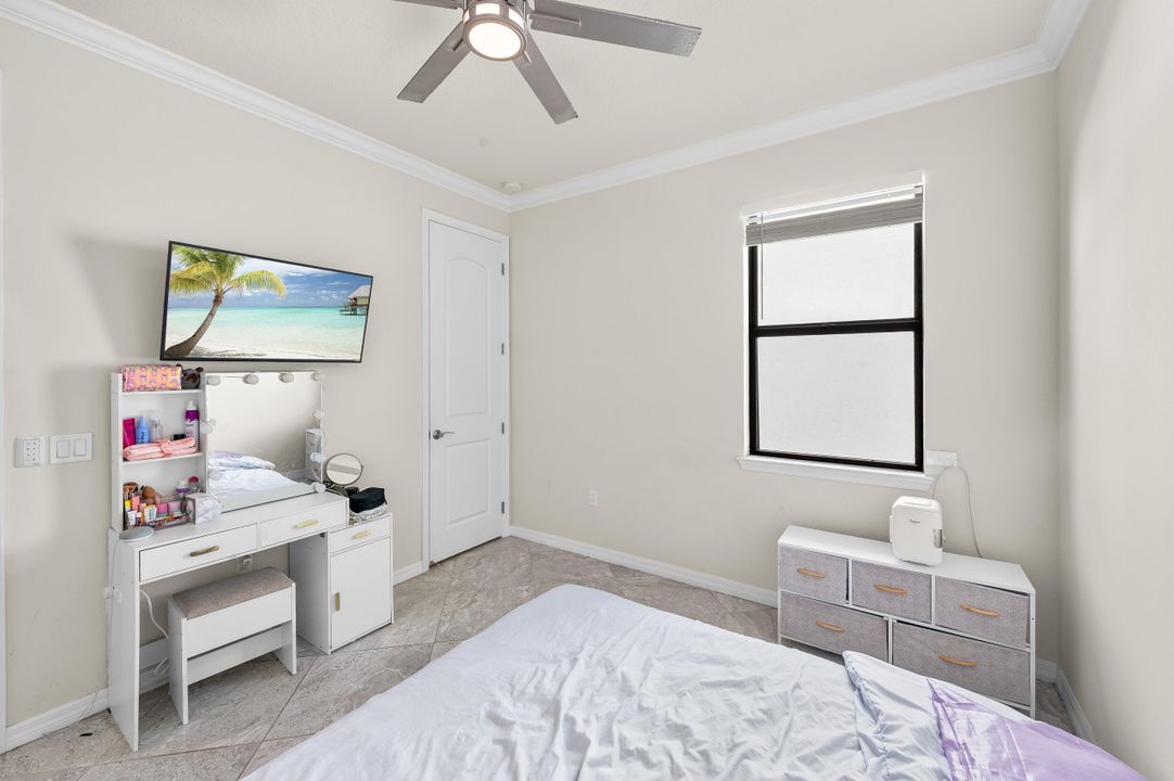 For Sale: $695,000 (4 beds, 2 baths, 1874 Square Feet)