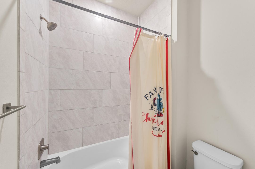 For Sale: $695,000 (4 beds, 2 baths, 1874 Square Feet)