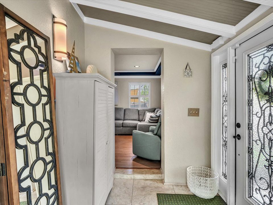 For Rent: $6,500 (4 beds, 3 baths, 1479 Square Feet)