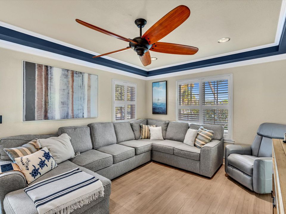 For Rent: $6,500 (4 beds, 3 baths, 1479 Square Feet)