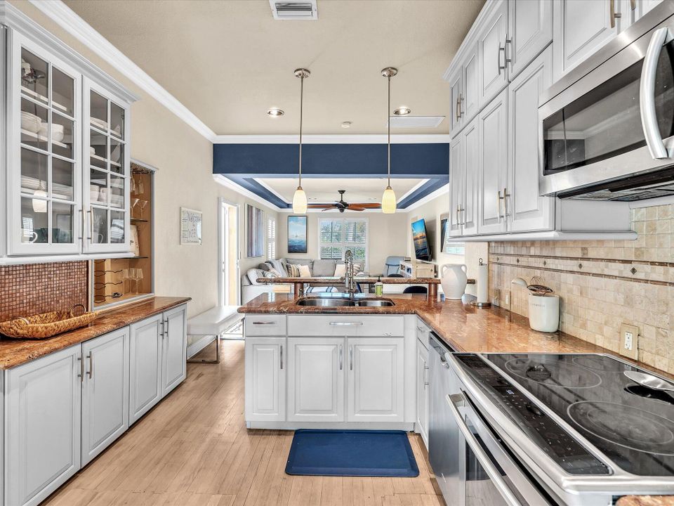 For Rent: $6,500 (4 beds, 3 baths, 1479 Square Feet)