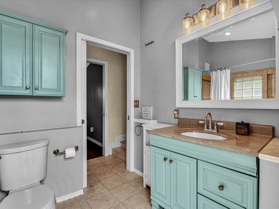 For Rent: $6,500 (4 beds, 3 baths, 1479 Square Feet)