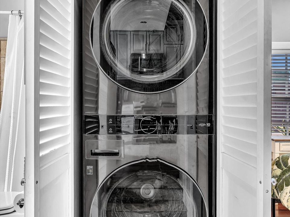 For Rent: $6,500 (4 beds, 3 baths, 1479 Square Feet)