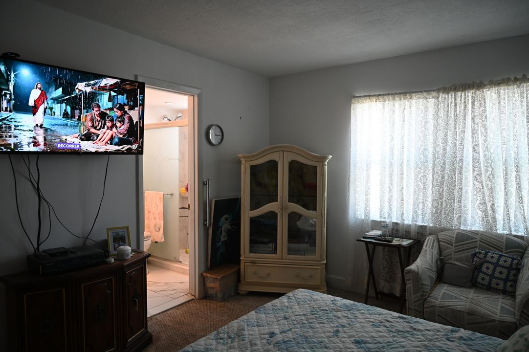 En Venta: $255,000 (2 camas, 2 baños, 819 Pies cuadrados)