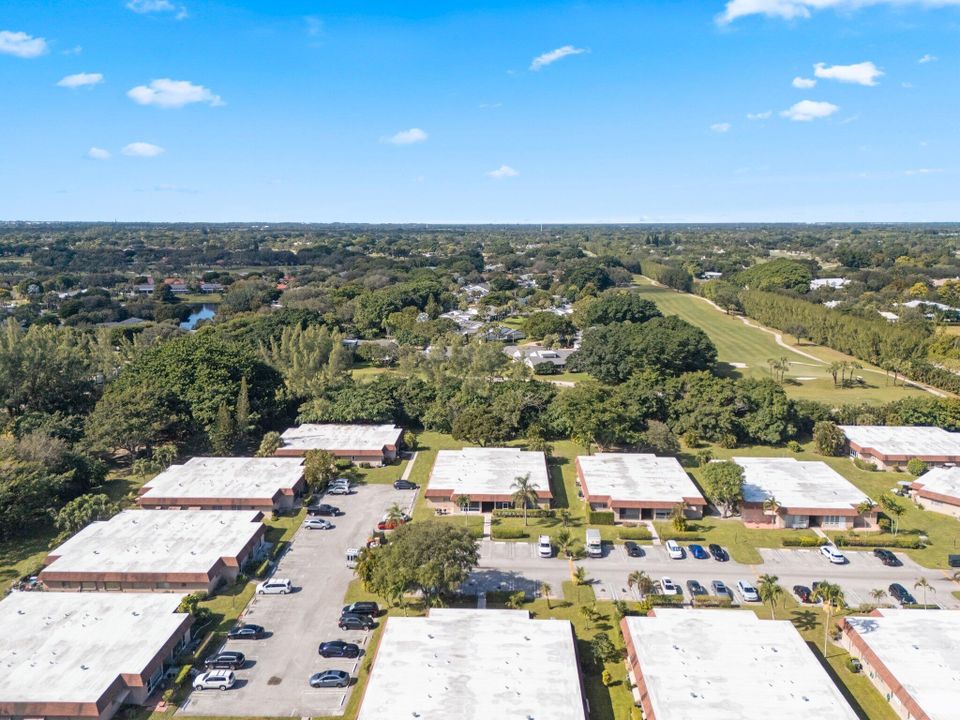 En Venta: $214,000 (3 camas, 2 baños, 1216 Pies cuadrados)