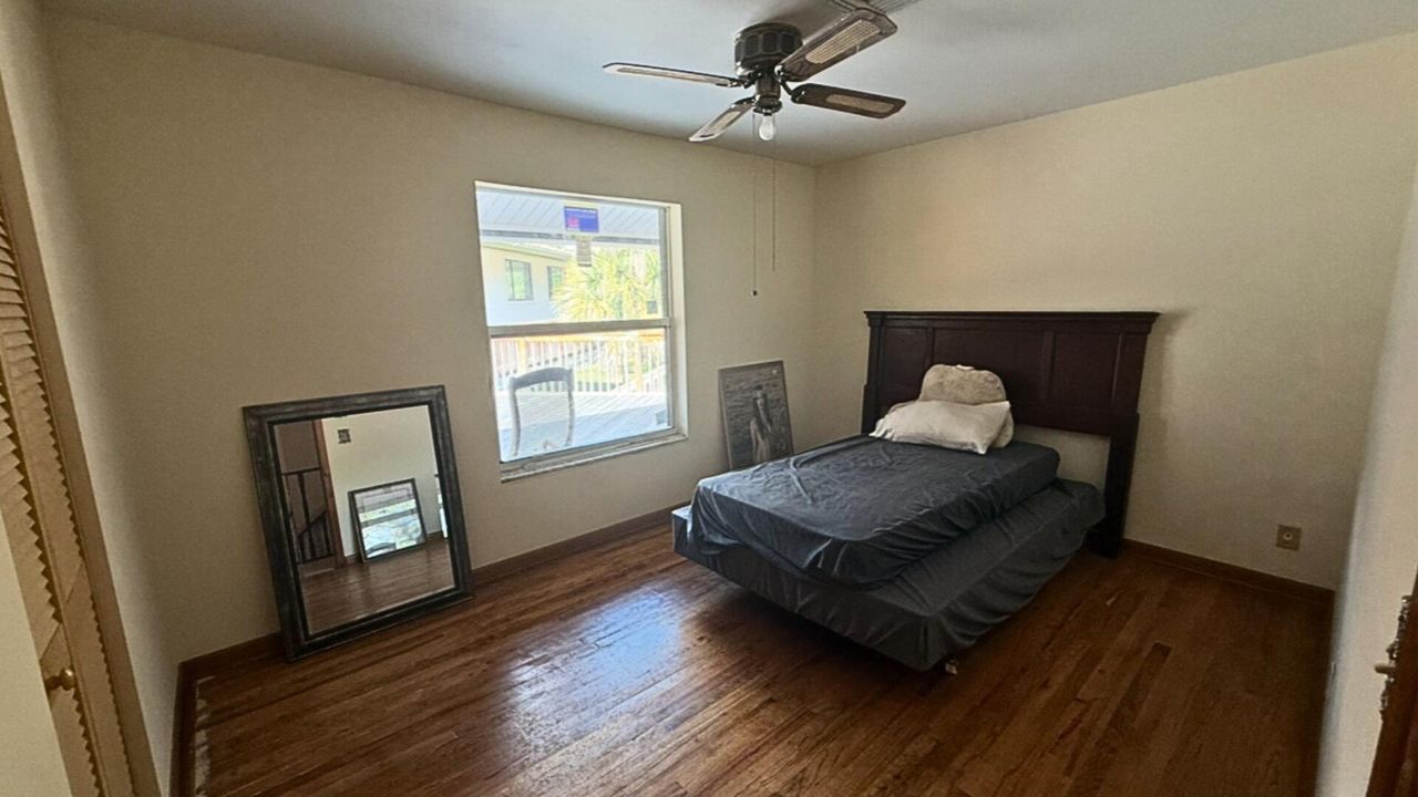 For Rent: $3,250 (3 beds, 2 baths, 1550 Square Feet)