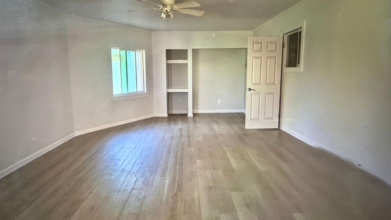 For Rent: $3,250 (3 beds, 2 baths, 1550 Square Feet)