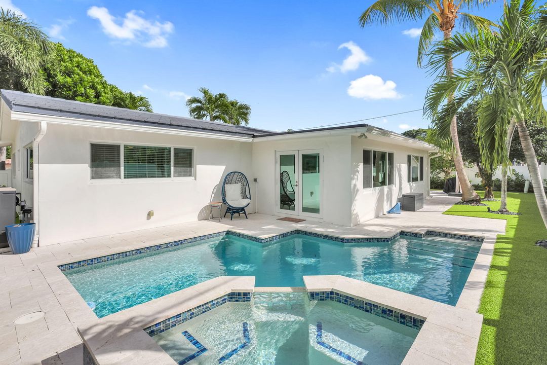 待售: $1,350,000 (3 贝兹, 2 浴室, 1924 平方英尺)