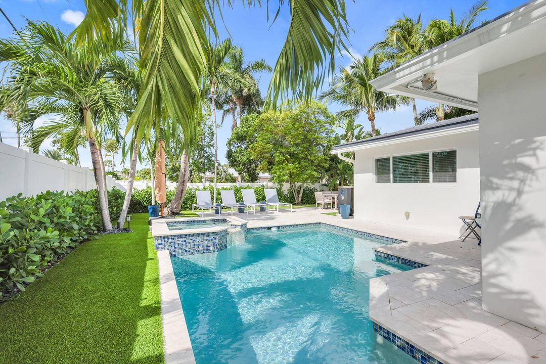 待售: $1,350,000 (3 贝兹, 2 浴室, 1924 平方英尺)