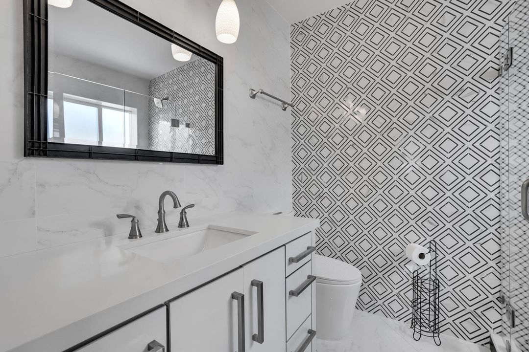 待售: $1,350,000 (3 贝兹, 2 浴室, 1924 平方英尺)