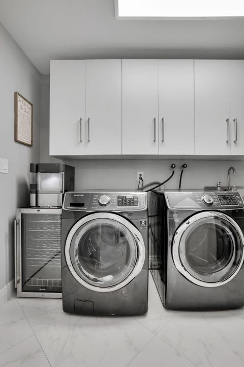 待售: $1,350,000 (3 贝兹, 2 浴室, 1924 平方英尺)