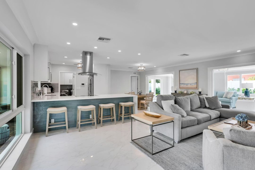 待售: $1,350,000 (3 贝兹, 2 浴室, 1924 平方英尺)