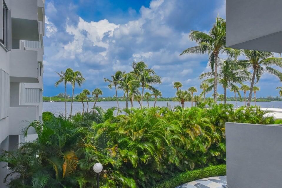 合同活跃: $3,900 (1 贝兹, 1 浴室, 1180 平方英尺)