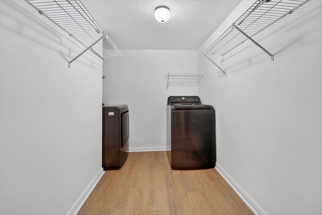 В аренду: $3,500 (3 спален, 2 ванн, 1600 Квадратных фут)